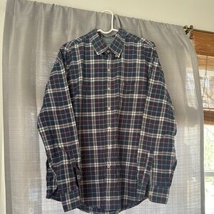 Izod brand new condition Men's Blue with pink Plaid Shirt